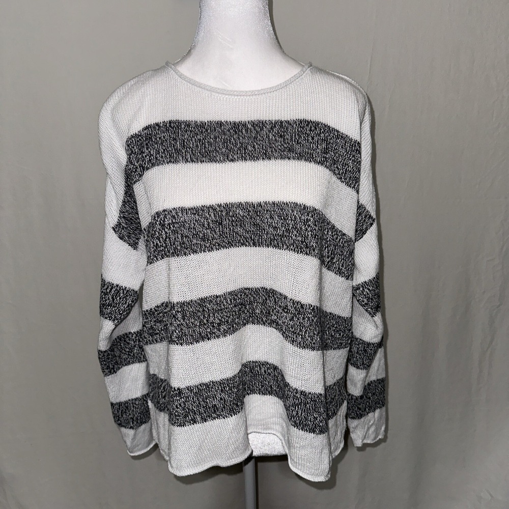 Eileen Fisher Sweater Lightweight Stripes White Black size large Spring Summer